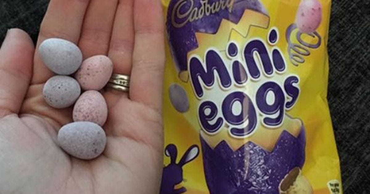 5 mini eggs in a hand next to the packet
